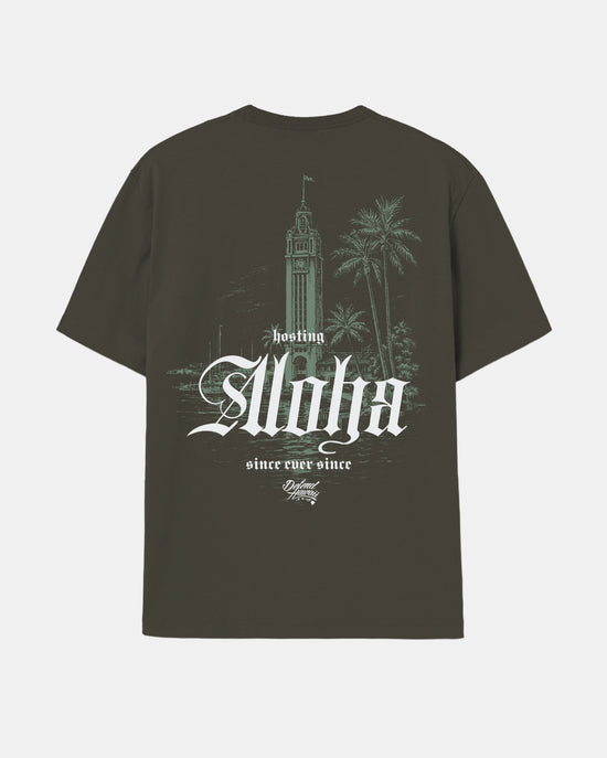 HOSTING ALOHA Tee